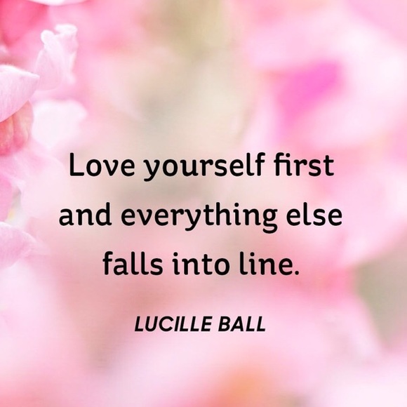 Meet your Posher, Makayla - Picture 1 of 1